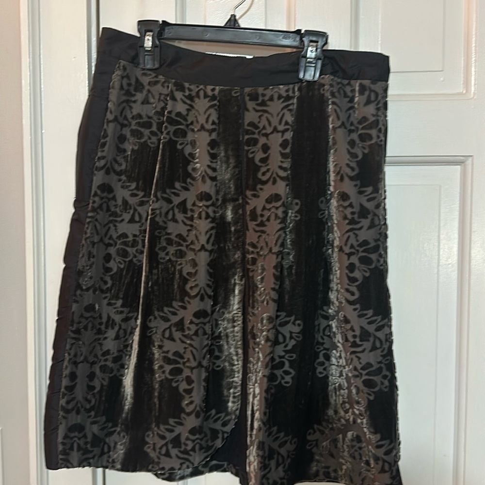 Schumacher silk blend velour skirt